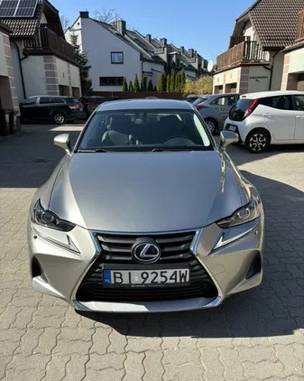 Lexus IS cena 87000 przebieg: 119413, rok produkcji 2017 z Białystok